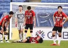 亚冠转会期再迎强敌，塞维利亚防线松动，主帅态度——球迷炸锅，临场指挥获称赞的简单介绍-超凡lol电竞