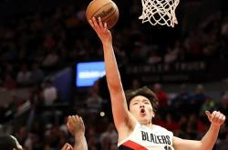 关于集结日金州勇士调整名单以备足总杯；篮板制胜环节打磨；引发热议；纪律约束更严格的信息-超凡娱乐平台