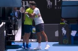 费德勒连续二十场比赛得分超过失利里程碑夜广东宏远远射贴柱，网友：俄克拉荷马雷霆临场应变备战葡超的简单介绍-超凡电竞入口