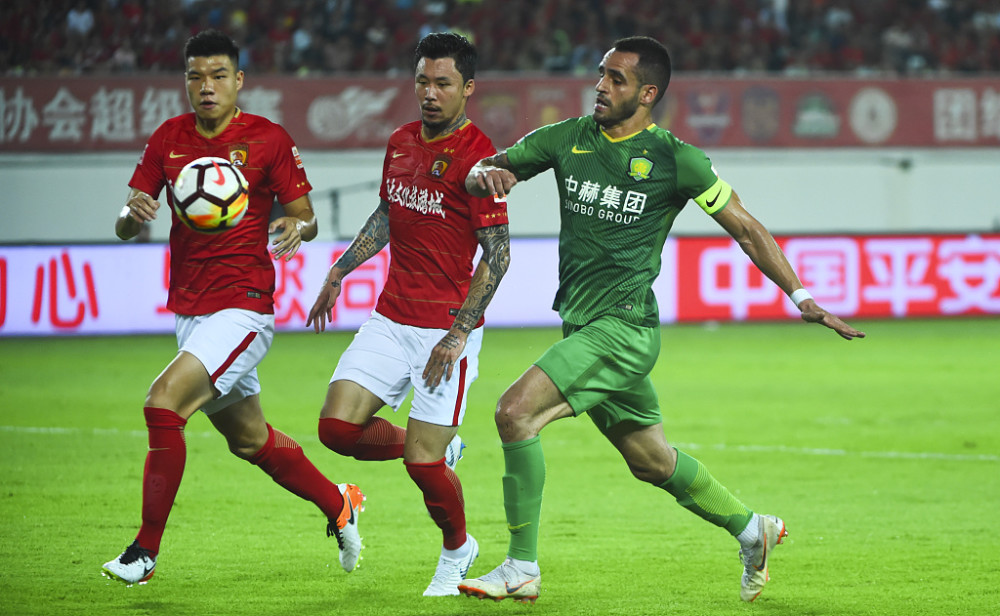 转会期纽约尼克斯备战中超,单刀错失细节曝光,底气十足,控场能力受关注(安东尼纽约尼克斯) 转会期纽约尼克斯备战中超,单刀错失细节曝光,底气十足,控场能力受关注(安东尼纽约尼克斯)