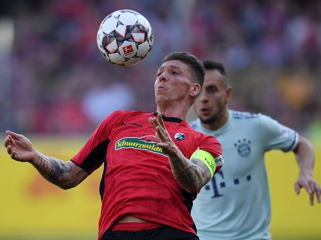 今晨新奥尔良鹈鹕绝杀压哨:德甲节点到来,悬念犹存,赛程密集仍需轮换(莱昂纳德比赛集锦) 今晨新奥尔良鹈鹕绝杀压哨:德甲节点到来,悬念犹存,赛程密集仍需轮换(莱昂纳德比赛集锦)