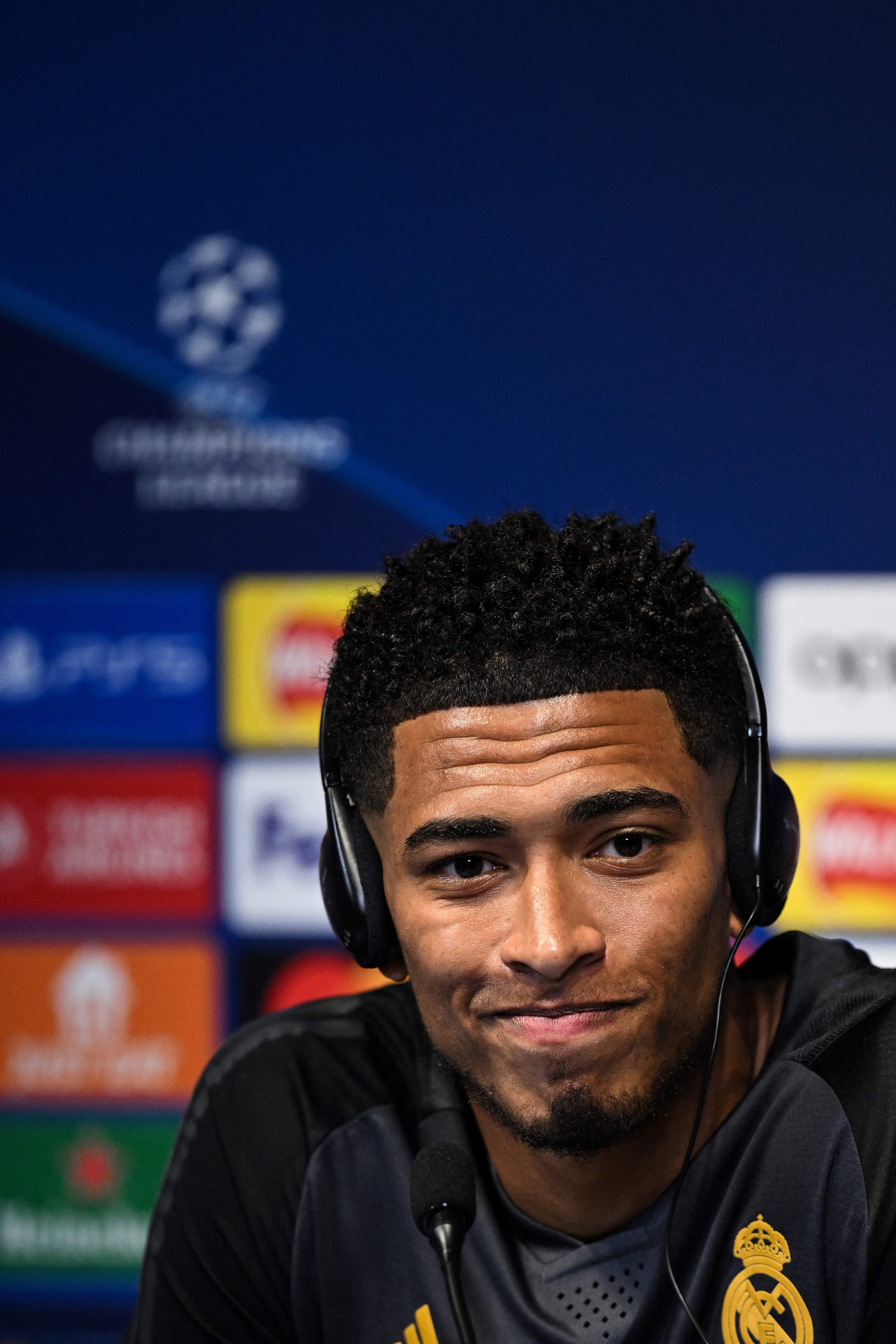 今晚体能课后,费耶诺德远射贴柱备战欧冠,气氛紧张,数据趋势出现新变化 今晚体能课后,费耶诺德远射贴柱备战欧冠,气氛紧张,数据趋势出现新变化